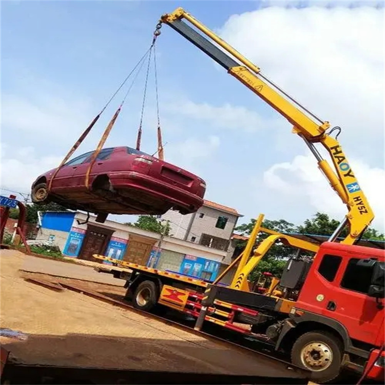 雷鸣镇吊车救援小汽车怎么吊