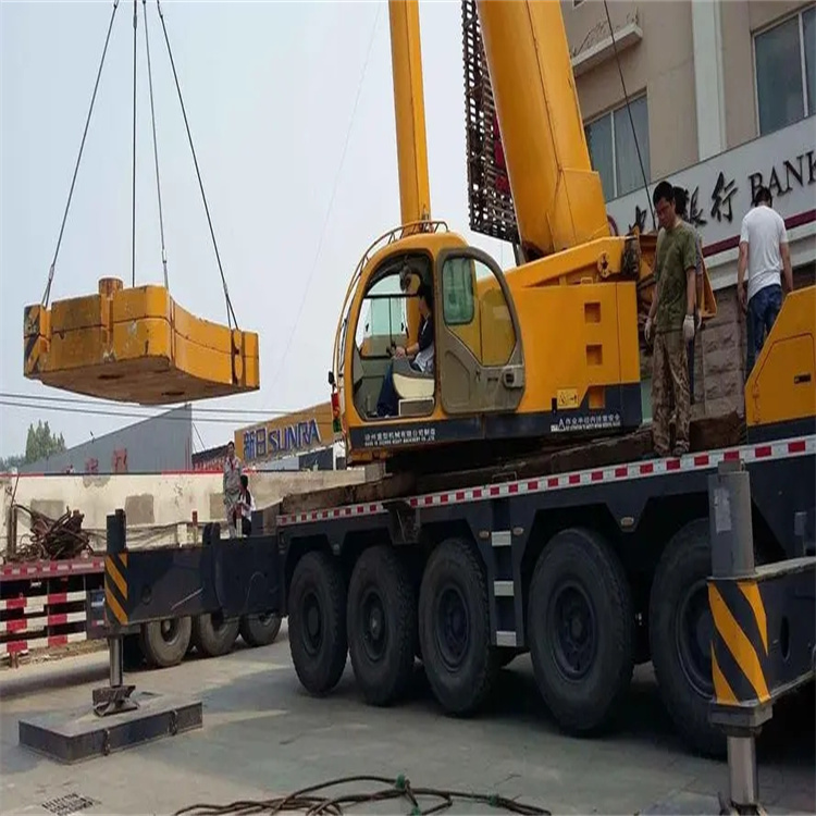 雷鸣镇当地吊车出租|机器吊装|75吨|工厂搬迁服务